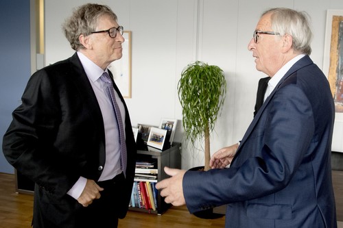 Bill Gates und Jean-Claude Juncker.