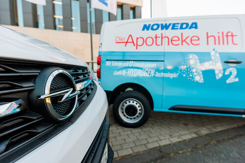 Der Pharmazie-Großhandel Noweda nimmt einen Opel Vivaro-e und einen Vivaro-e Hydrogen in seinen Fuhrpark auf.