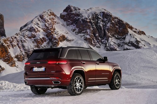 Jeep Grand Cherokee 4xe Exclusive Launch Edition.