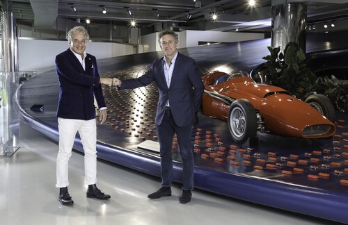 Maserati-CEO Davide Grasso und Alejandro Agag, Gründungsvorsitzender der Formel E.