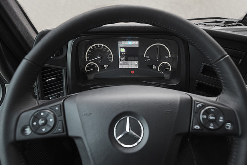 Mercedes-Benz e-Actros.