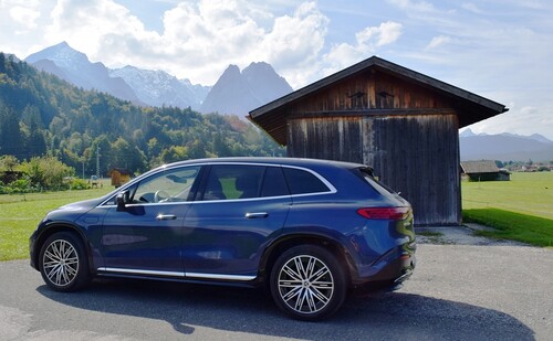 Mercedes-Benz EQS 450+ SUV in Garmisch Partenkirchen.