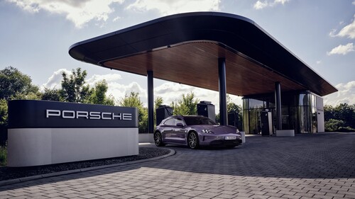 Porsche Charging Lounge in Ingolstadt.