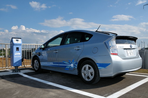 Toyota testet in Japan ein intelligentes Stromnetz.