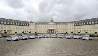 Zehn Toyota Prius Plug-in Hybrid gehen in Baden-Württemberg über drei Jahre auf Testfahrt.