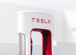 Tesla-Supercharger.